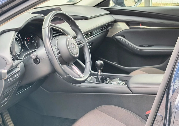 Mazda 3 cena 84900 przebieg: 82300, rok produkcji 2019 z Piaseczno małe 79